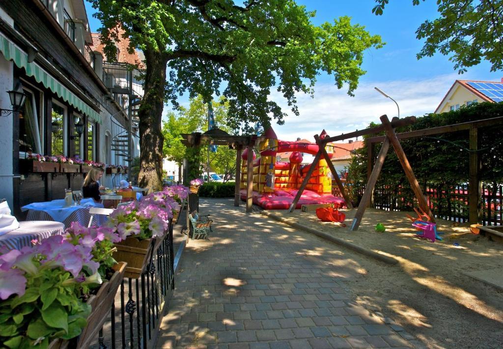 Hotel Landgasthof Deutsche Eiche Monaco di Baviera